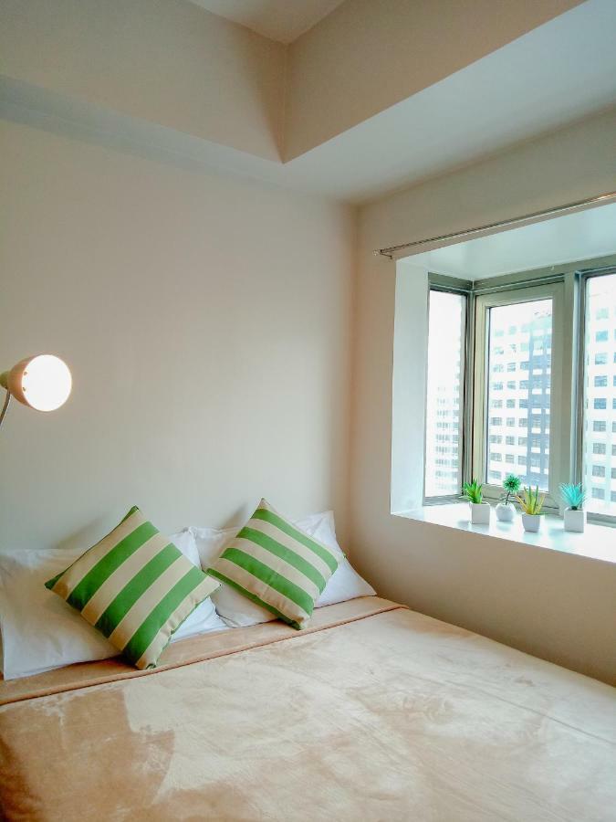 Апартаменты Forbes Area Bgc Taguig Манила Экстерьер фото