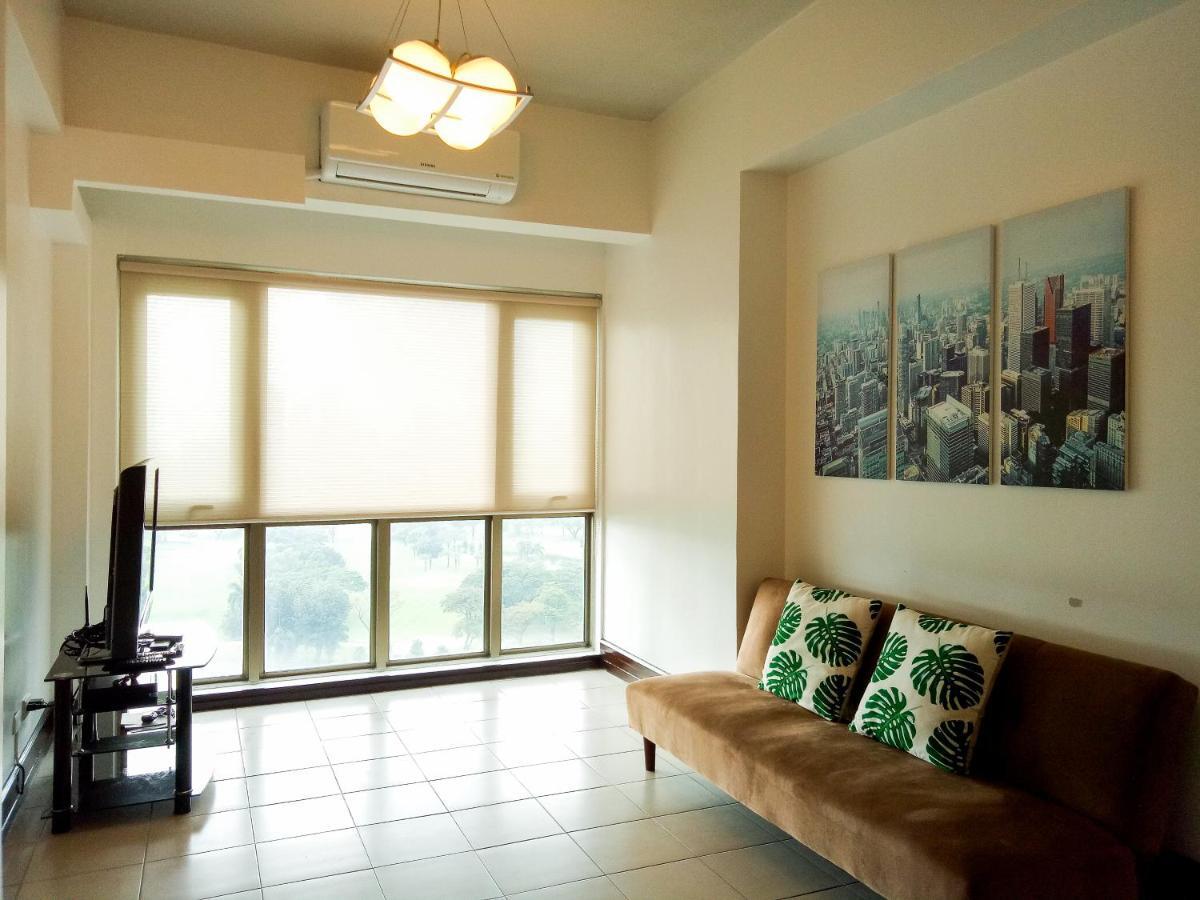 Апартаменты Forbes Area Bgc Taguig Манила Экстерьер фото