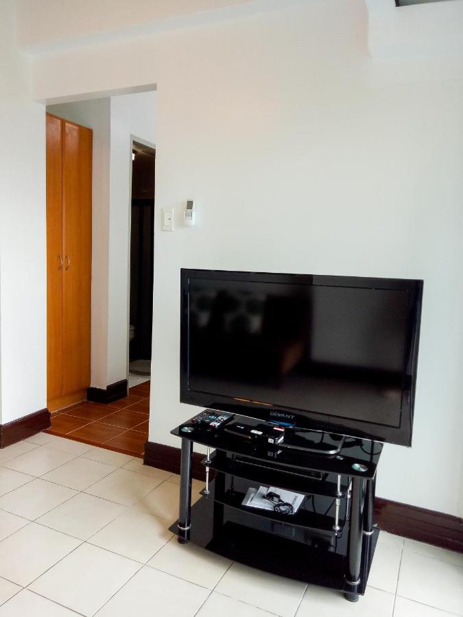 Апартаменты Forbes Area Bgc Taguig Манила Экстерьер фото